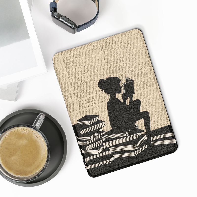 Laptop, Telefoane si Tablete - Ebook reader si accesorii - Accesorii eBook Reader - Husa Kwmobile pentru Amazon Kindle Paperwhite 11, Signature Edition, Paperwhite Kids, antisoc, negru, bej - Infinity.ro