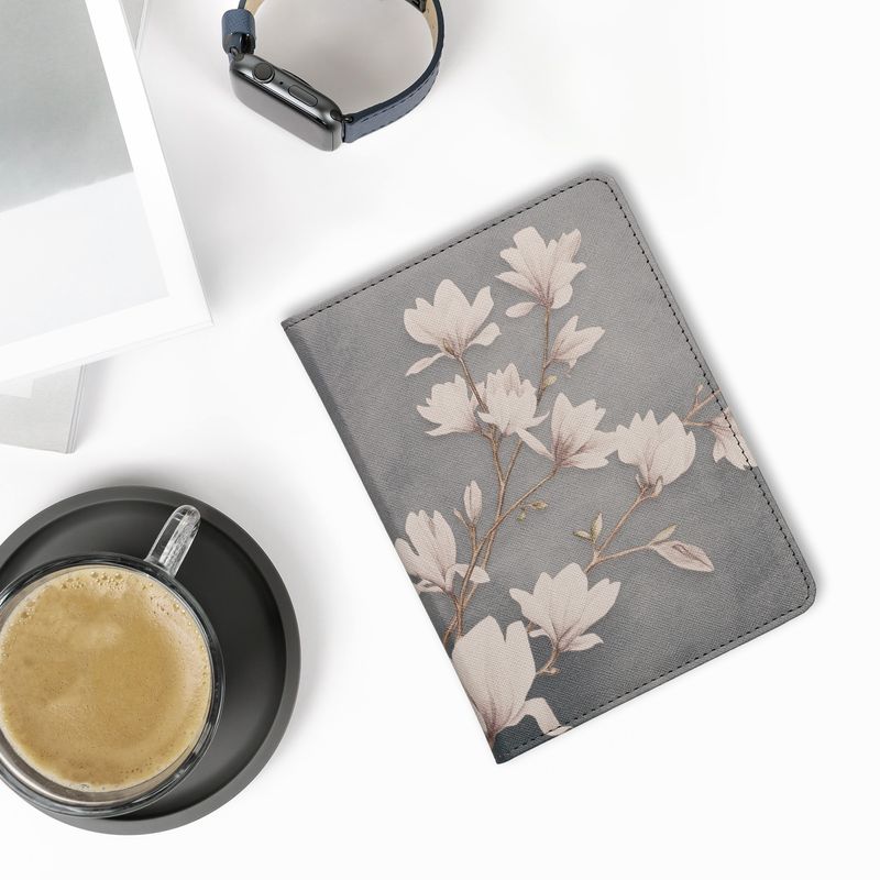 Laptop, Telefoane si Tablete - Ebook reader si accesorii - Accesorii eBook Reader - Husa Kwmobile pentru Amazon Kindle Paperwhite 12 (2024), Colorsoft, protectie la praf, piele ecologica, multicolor - Infinity.ro