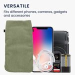 Laptop, Telefoane si Tablete - Telefoane mobile si accesorii - Accesorii Telefoane - Huse telefoane - Husa universala Kwmobile, inchidere magnetica, protectie la zgarieturi, textil, nailon, verde - Infinity.ro