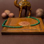 Fashion, accesorii si bijuterii - Femei - Bijuterii femei - Coliere femei - Colier Choker cu pietre sintetice de Malachit si Jad natural cu accesorii si sistem de inchidere argint placat cu aur - Infinity.ro