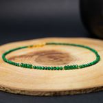 Fashion, accesorii si bijuterii - Femei - Bijuterii femei - Coliere femei - Colier Choker cu pietre sintetice de Malachit si Jad natural cu accesorii si sistem de inchidere argint placat cu aur - Infinity.ro
