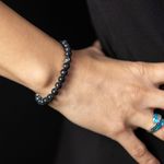 Fashion, accesorii si bijuterii - Femei - Bijuterii femei - Bratari femei - Bratara cristale Shell Turquoise Negru, Soraya, margele de 6mm - Infinity.ro