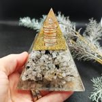Casa si Gradina - Decoratiuni - Obiecte decorative - Accesorii decorative - NOU! Piramida orgonica cu cristale Moonstone Rainbow pentru regasirea echilibrului, a starii de calm si relaxare - Infinity.ro