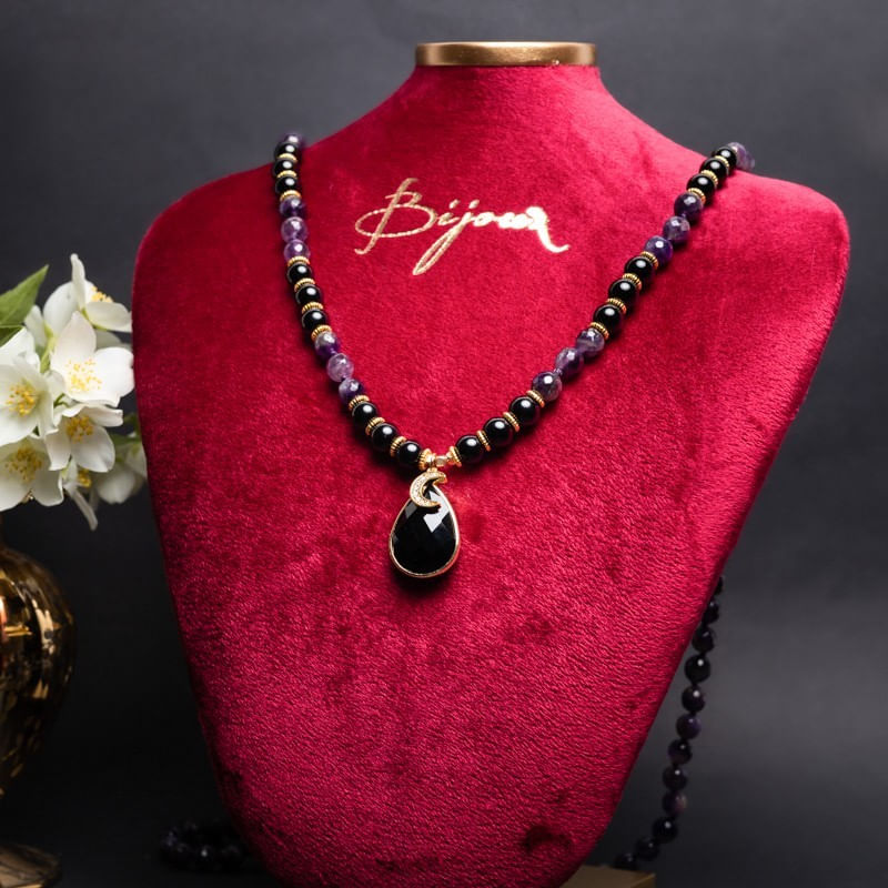 Fashion, accesorii si bijuterii - Femei - Bijuterii femei - Coliere femei - Colier Mantra Mala Kiaan, cu 108 margele Mala, pietre semipretioase de Ametist si Onix - Infinity.ro