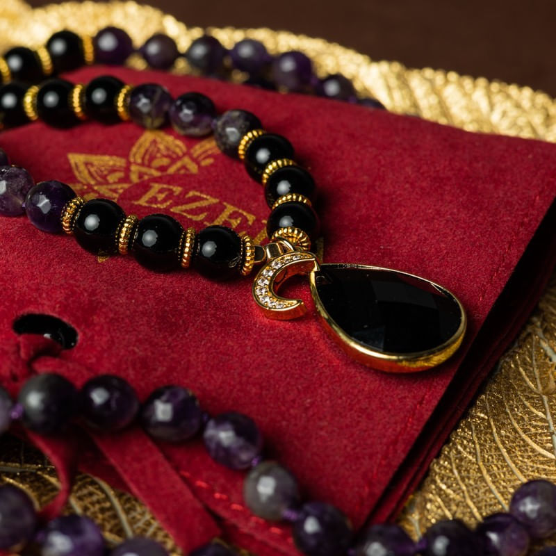 Fashion, accesorii si bijuterii - Femei - Bijuterii femei - Coliere femei - Colier Mantra Mala Kiaan, cu 108 margele Mala, pietre semipretioase de Ametist si Onix - Infinity.ro