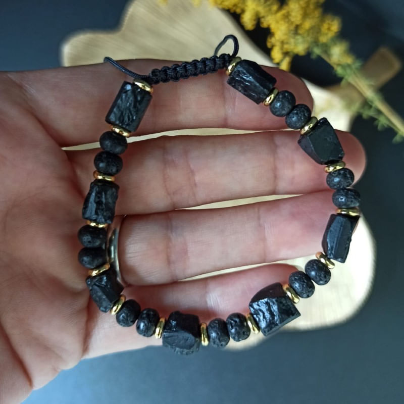 Fashion, accesorii si bijuterii - Barbati - Bijuterii barbati - Bratari barbati - Bratara snur barbati din turmalina neagra naturala realizata manual, cu margele de lava, Devyan - Infinity.ro