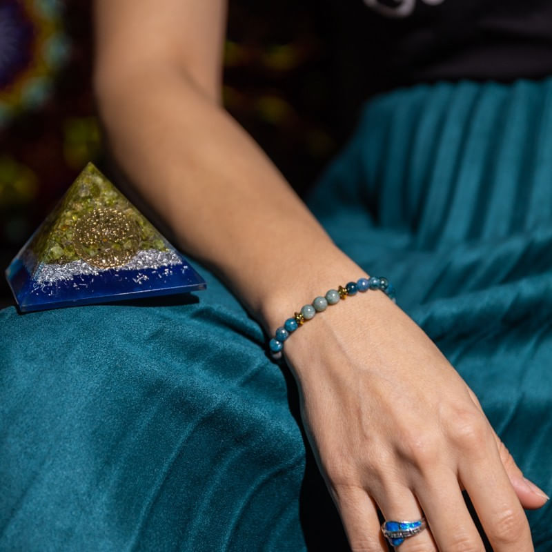 Fashion, accesorii si bijuterii - Femei - Bijuterii femei - Bratari femei - Bratara pietre semipretioase femei, Ekanta, din cristale de Apatit Albastru si Jad Verde, sfere de 6mm - Infinity.ro