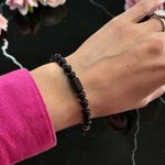 Fashion, accesorii si bijuterii - Femei - Bijuterii femei - Bratari femei - Bratara femei Nalin din piatra de Turmalina si Shell Turquoise Negru, margele de 6mm - Infinity.ro