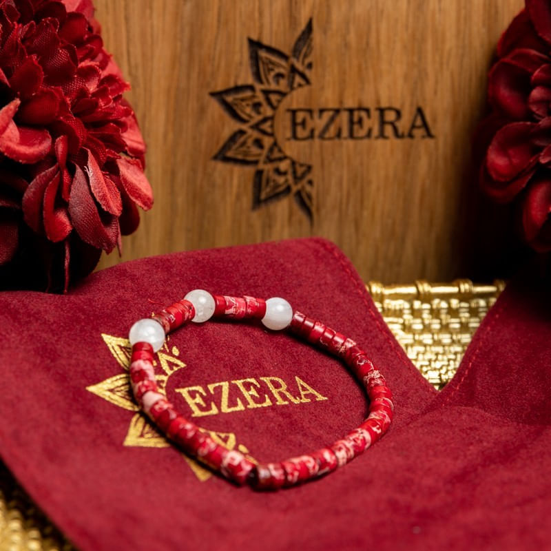 Fashion, accesorii si bijuterii - Femei - Bijuterii femei - Bratari femei - Bratara pietre semipretioase dama, Lori, cu cristale de Piatra Lunii si distantiere din Sediment Marin Rosu - Infinity.ro