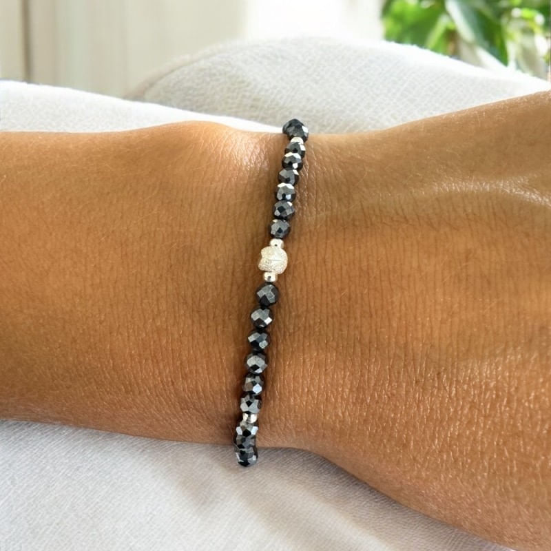 Fashion, accesorii si bijuterii - Femei - Bijuterii femei - Bratari femei - Bratara femei Elaine din Hematit cu Titan cu accesorii din Argint 925 - Infinity.ro