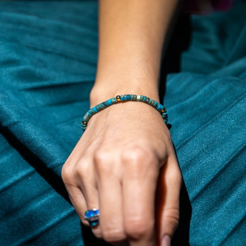 Fashion, accesorii si bijuterii - Femei - Bijuterii femei - Bratari femei - Bratara fete cu snur din Sediment Marin Jasp Turcoaz, Ina - Infinity.ro