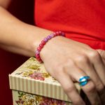 Fashion, accesorii si bijuterii - Femei - Bijuterii femei - Bratari femei - Bratara elastica cu pietre semipretioase fete Namya din cristale de Jad, sfere de 6mm - Infinity.ro