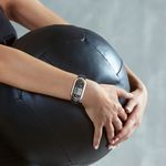Laptop, Telefoane si Tablete - Wearables si gadgeturi - Wearables - Accesorii wearables - Set 2 huse Kwmobile pentru Xiaomi Smart Band 10, protectie la zgarieturi, sticla securizata, plastic, argintiu, roz - Infinity.ro