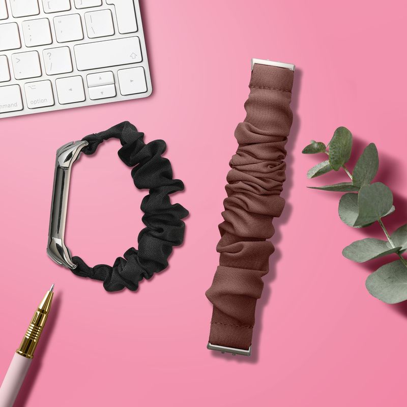 Laptop, Telefoane si Tablete - Wearables si gadgeturi - Wearables - Accesorii wearables - Curea pentru smartwatch Kwmobile pentru Samsung Galaxy Fit 3, material flexibil, bumbac, mov - Infinity.ro