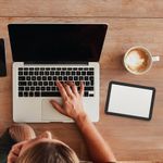 PC, gaming si accesorii - Periferice PC - Periferice Diverse - Husa trackpad Kwmobile pentru Apple Magic Trackpad, silicon, negru, anti-alunecare, protectie la socuri - Infinity.ro