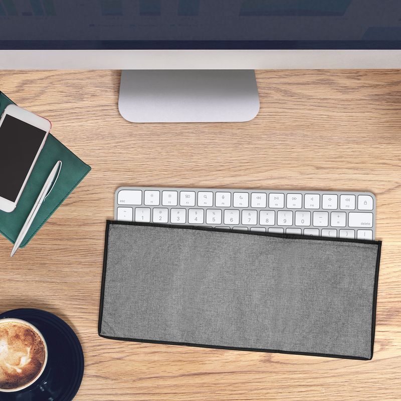 Laptop, Telefoane si Tablete - Laptopuri si accesorii - Piese laptop - Folii protectie si autocolante laptop - Husa tastatura Kwmobile pentru Apple Magic Keyboard, in (panza), gri, anti-alunecare, inchidere cu fermoar - Infinity.ro