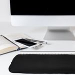 Laptop, Telefoane si Tablete - Laptopuri si accesorii - Piese laptop - Folii protectie si autocolante laptop - Husa tastatura Kwmobile pentru iClever GK03 Wireless, neopren, negru, protectie la socuri si apa - Infinity.ro