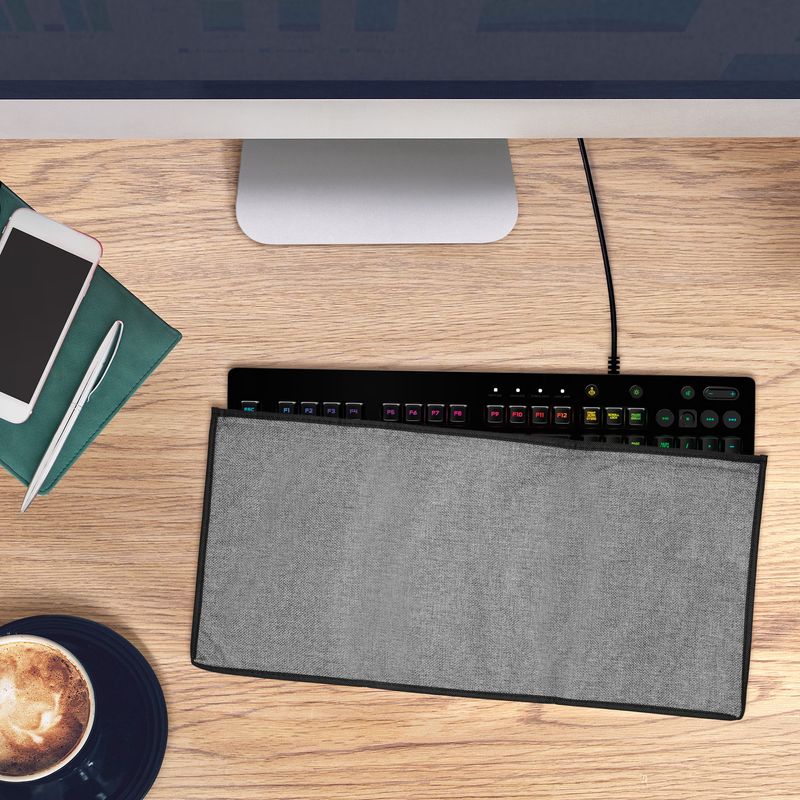 Laptop, Telefoane si Tablete - Laptopuri si accesorii - Piese laptop - Folii protectie si autocolante laptop - Husa tastatura Kwmobile universala, in (panza), gri, anti-alunecare, inchidere cu fermoar - Infinity.ro