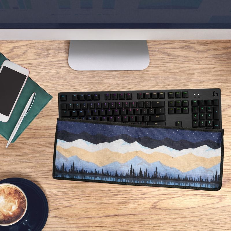 Laptop, Telefoane si Tablete - Laptopuri si accesorii - Piese laptop - Folii protectie si autocolante laptop - Protectie tastatura Kwmobile pentru Logitech G512/G513 Carbon, in (panza), multicolor, protectie la praf si zgarieturi - Infinity.ro