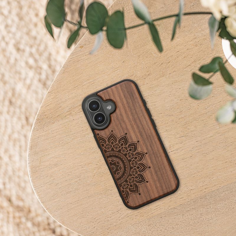 Laptop, Telefoane si Tablete - Telefoane mobile si accesorii - Accesorii Telefoane - Huse telefoane - Husa Kwmobile pentru iPhone 17, protectie la socuri, protectie la zgarieturi, lemn, TPU, maro - Infinity.ro