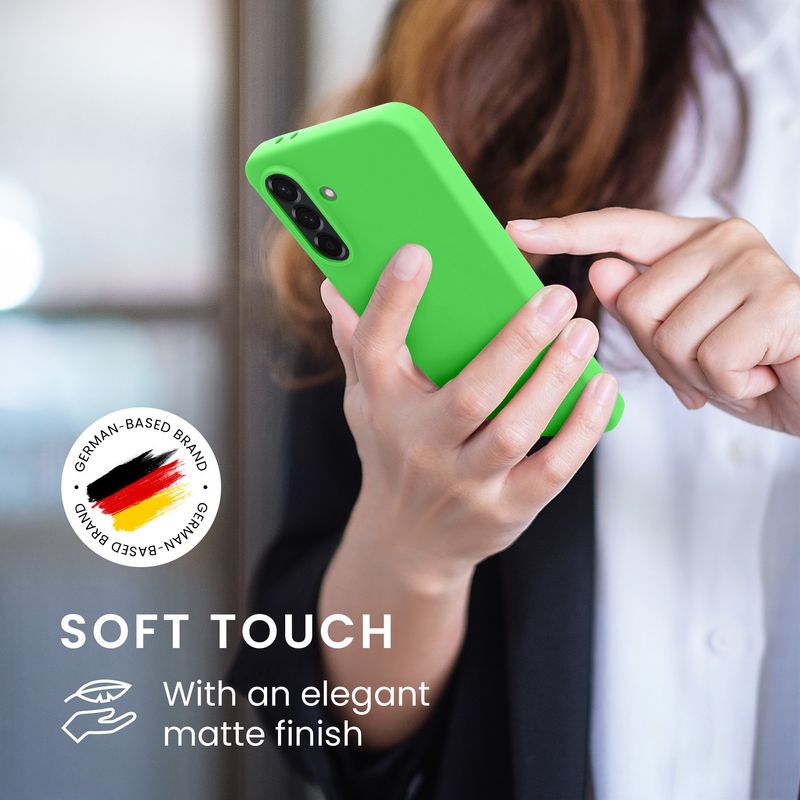 Laptop, Telefoane si Tablete - Telefoane mobile si accesorii - Accesorii Telefoane - Huse telefoane - Husa Kwmobile pentru Samsung Galaxy A36 5G, incarcare wireless, anti-alunecare, TPU, verde - Infinity.ro