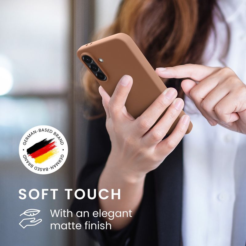 Laptop, Telefoane si Tablete - Telefoane mobile si accesorii - Accesorii Telefoane - Huse telefoane - Husa Kwmobile pentru Samsung Galaxy A56 5G, incarcare wireless, TPU, maro - Infinity.ro