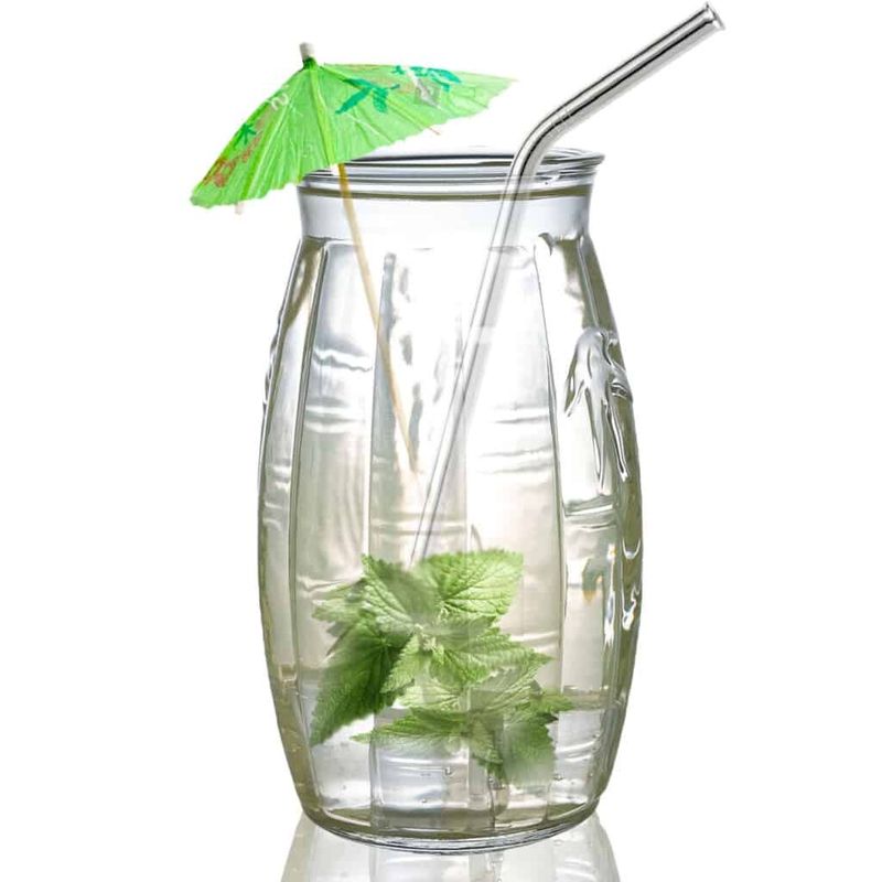 Casa si Gradina - Bucatarie si vesela - Cani si pahare - Pahare - Set 6 pahare din sticla decorate in relief cu frunze de 500 ml, Cesiro - Infinity.ro