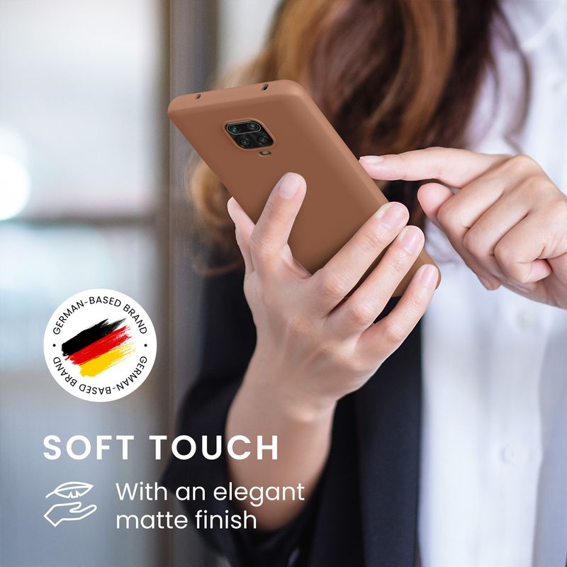 Laptop, Telefoane si Tablete - Telefoane mobile si accesorii - Accesorii Telefoane - Huse telefoane - Husa Kwmobile pentru Xiaomi Redmi Note 9S/Redmi Note 9 Pro/Redmi Note 9 Pro Max, incarcare wireless, silicon, maro - Infinity.ro