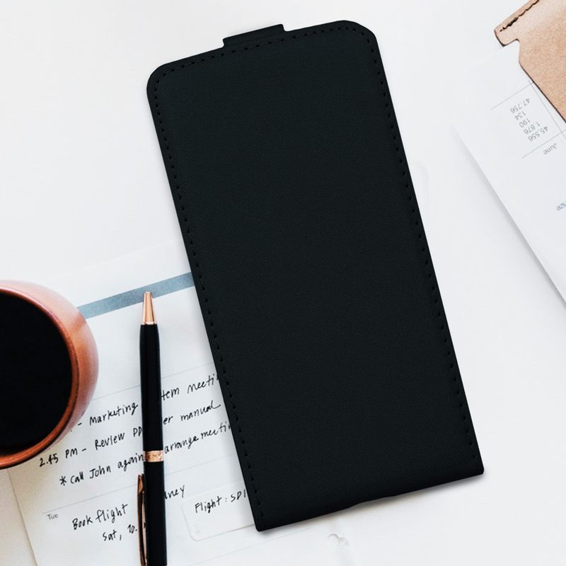 Laptop, Telefoane si Tablete - Telefoane mobile si accesorii - Accesorii Telefoane - Huse telefoane - Husa tip flip Kwmobile pentru iPhone SE3/SE2/SE (2022)/SE (2020), inchidere magnetica, piele ecologica, negru - Infinity.ro