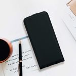 Laptop, Telefoane si Tablete - Telefoane mobile si accesorii - Accesorii Telefoane - Huse telefoane - Husa tip flip Kwmobile pentru Google Pixel 10a, inchidere magnetica, piele ecologica, negru - Infinity.ro