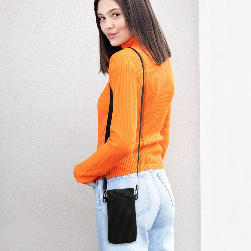 Laptop, Telefoane si Tablete - Telefoane mobile si accesorii - Accesorii Telefoane - Huse telefoane - Husa tip holster Kwmobile, inchidere magnetica, microfibra, negru - Infinity.ro