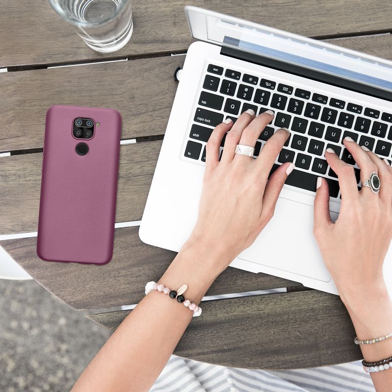 Laptop, Telefoane si Tablete - Telefoane mobile si accesorii - Accesorii Telefoane - Huse telefoane - Husa Kwmobile pentru Xiaomi Redmi Note 9, anti-alunecare, silicon, lavanda - Infinity.ro