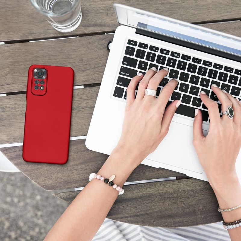 Laptop, Telefoane si Tablete - Telefoane mobile si accesorii - Accesorii Telefoane - Huse telefoane - Husa Kwmobile pentru Xiaomi Redmi Note 11/Note 11S, anti-alunecare, silicon, rosu - Infinity.ro