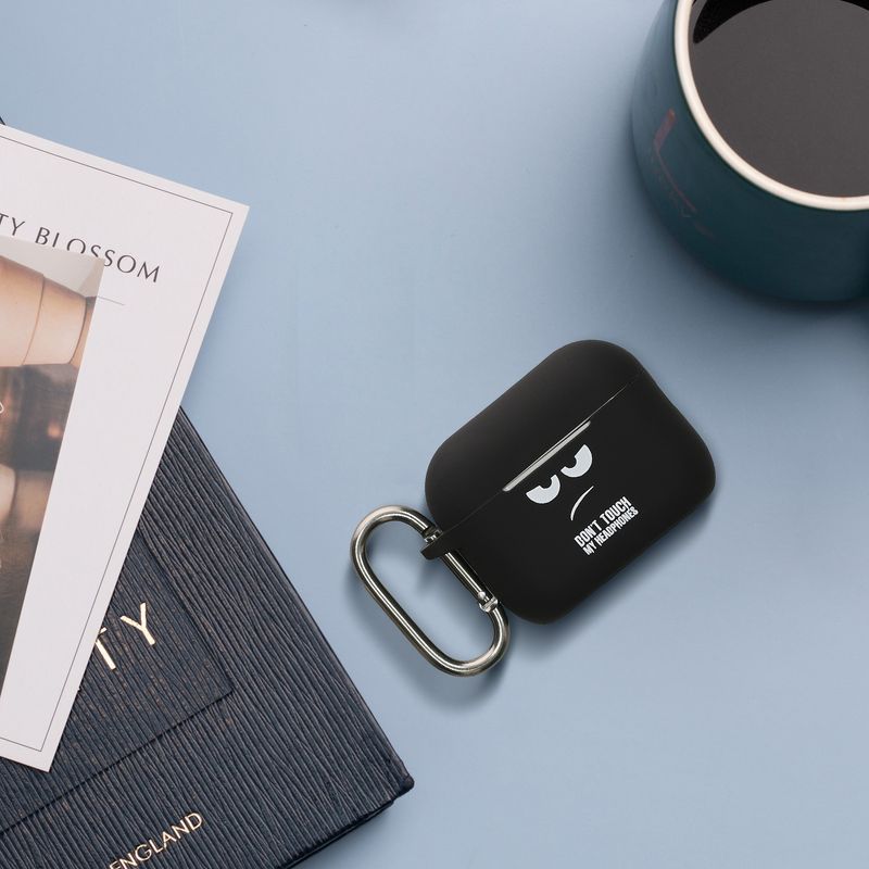 TV, Audio-Video si Foto - Portabile audio - Casti audio - Husa casti Kwmobile pentru Apple AirPods Pro 3, protectie la zgarieturi, Silicon, alb, negru - Infinity.ro