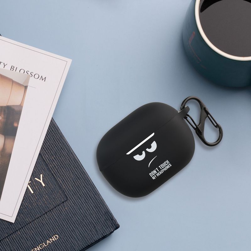 TV, Audio-Video si Foto - Portabile audio - Casti audio - Husa casti Kwmobile pentru Xiaomi Redmi Buds 4 Pro, protectie la zgarieturi, Silicon, alb, negru - Infinity.ro