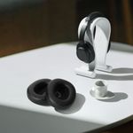TV, Audio-Video si Foto - Portabile audio - Casti audio - Set 2 pernite pentru casti Kwmobile pentru Edifier WH950NB, LS880NB, confort sporit, Piele ecologica, negru - Infinity.ro