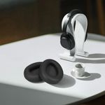 TV, Audio-Video si Foto - Portabile audio - Casti audio - Set 2 pernite pentru casti Kwmobile pentru JLab Jbuds Lux ANC, confort sporit, Piele ecologica, negru - Infinity.ro