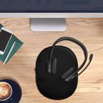 TV, Audio-Video si Foto - Portabile audio - Casti audio - Husa casti Kwmobile pentru JBL Tune 600, Tune 500BT, Tune 510BT, Tune 450, protectie la socuri, Neopren, negru - Infinity.ro
