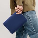 Laptop, Telefoane si Tablete - Tablete si accesorii tablete - Accesorii Tablete - Huse tablete - Husa tip pouch Kwmobile universala pentru tableta, neopren, albastru inchis, protectie la zgarieturi - Infinity.ro