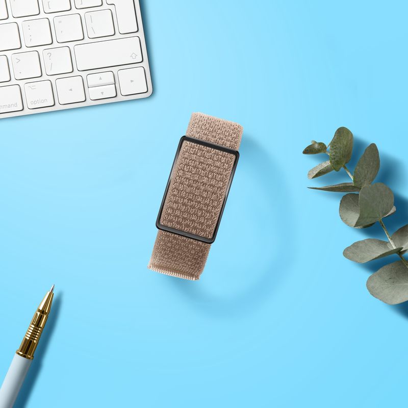 Laptop, Telefoane si Tablete - Wearables si gadgeturi - Wearables - Accesorii wearables - Curea pentru smartwatch Kwmobile pentru Polar Loop, curea reglabila, nailon, bej - Infinity.ro