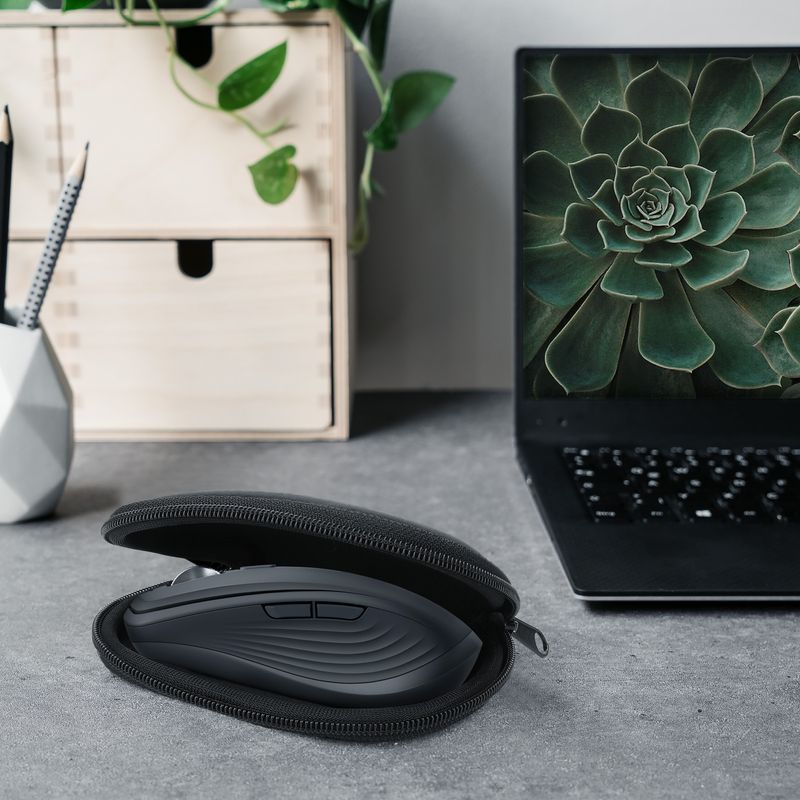 PC, gaming si accesorii - Periferice PC - Periferice Diverse - Folie palm rest Kwmobile pentru Logitech MX Anywhere 3, MX Anywhere 3S, protectie la socuri, neopren, negru - Infinity.ro