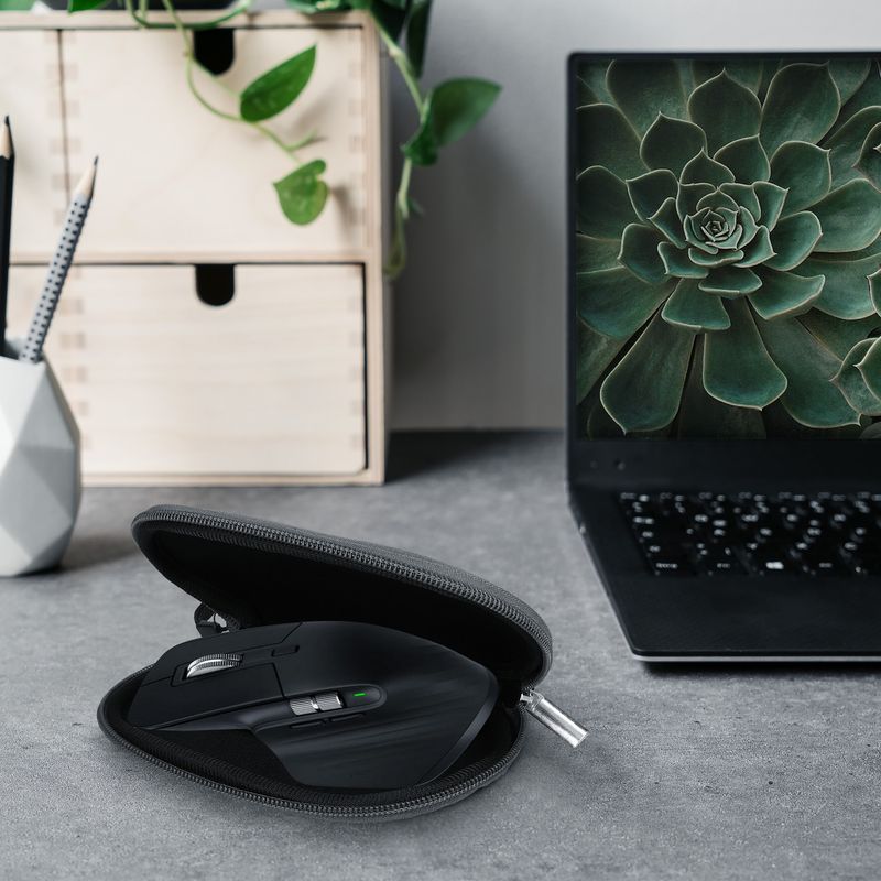PC, gaming si accesorii - Periferice PC - Periferice Diverse - Folie palm rest Kwmobile pentru Logitech MX Master 3, MX Master 3S, MX Master 2S, antisoc, antizgarieturi, neopren, gri - Infinity.ro