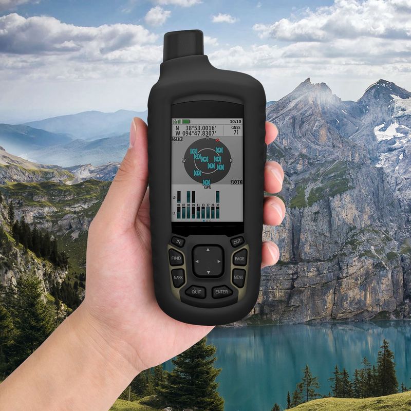 Sport si Outdoor - Ciclism - Accesorii pentru biciclete - Suporturi accesorii biciclete - Husa GPS Kwmobile pentru Garmin GPSMAP 65/62/62S/62SC, anti-alunecare, silicon, negru - Infinity.ro