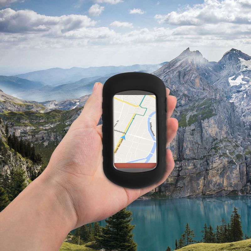 Sport si Outdoor - Ciclism - Accesorii pentru biciclete - Suporturi accesorii biciclete - Husa GPS Kwmobile pentru Garmin Oregon 450/Oregon 400/Oregon 300, anti-alunecare, silicon, negru - Infinity.ro