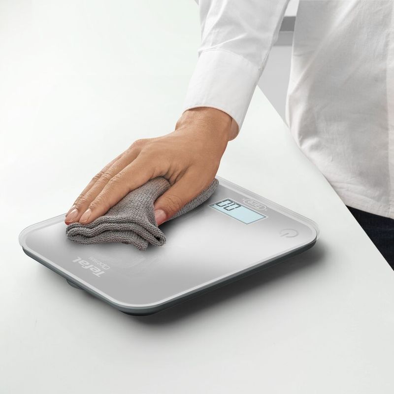 Ingrijire personala si Cosmetice - Sanatate si wellness - Aparate medicale - Cantare corporale - Cantar de bucatarie Tefal Optiss BC50U4V0, 5 kg, sticla securizata, functie Tara, cantarire a lichidelor, precizie - Infinity.ro