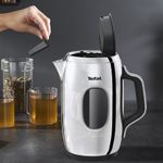 Electronice si Electrocasnice - Electrocasnice bucatarie - Preparare bauturi - Fierbatoare de apa - Fierbator apa Tefal Majestuo KI883D10, 2400W, 1.5L, filtru anticalcar detasabil, indicator nivel apa, baza rotativa - Infinity.ro