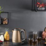 Electronice si Electrocasnice - Electrocasnice bucatarie - Preparare bauturi - Fierbatoare de apa - Fierbator apa Tefal Coppertinto KI280G10, 2400W, 1.7L, filtru anticalcar, inox, indicator nivel apa, baza rotativa - Infinity.ro