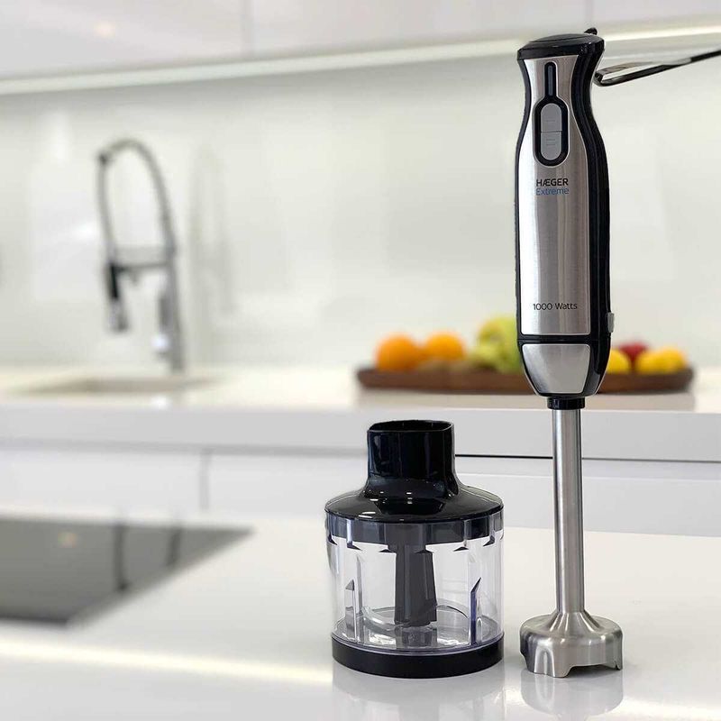 Electronice si Electrocasnice - Electrocasnice bucatarie - Mixere, tocatoare & roboti de bucatarie - Blendere si mini tocatoare - Blender vertical cu tocator HAEGER EXTREME CHOPPER, Set tocator inclus (lama titan 54mm), Putere 1000W, Functie Turbo - Infinity.ro