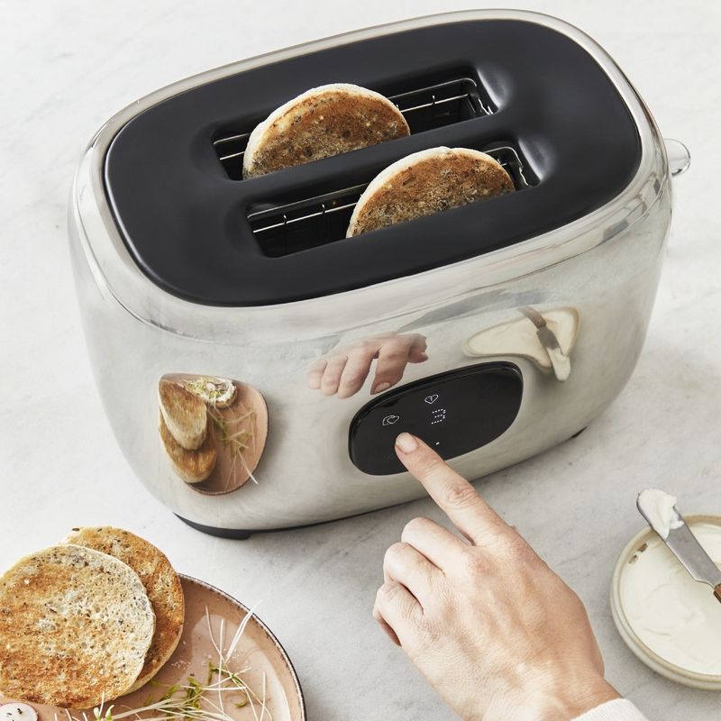 Electronice si Electrocasnice - Electrocasnice bucatarie - Preparare paine - Prajitoare de paine - Prajitor de paine Tefal Majestuo TT883D10, 1050W, 7 trepte de rumenire, functie dezghetare, reincalzire, tava - Infinity.ro
