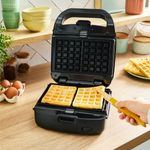 Electronice si Electrocasnice - Electrocasnice bucatarie - Preparare paine - Sandwich-maker - Sandwich maker Tefal Snack Collection Precision SW872BF0, 700 W, termostat reglabil, invelis antiaderent, 2 seturi de - Infinity.ro